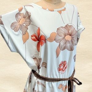 VINTAGE 70s earthy floral top short sleeve stretchy polyester belted‎ waist